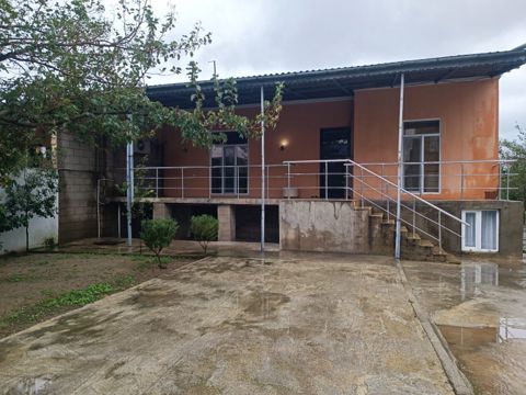 Həyət evi, Kürdəxanı qəs — Bakı