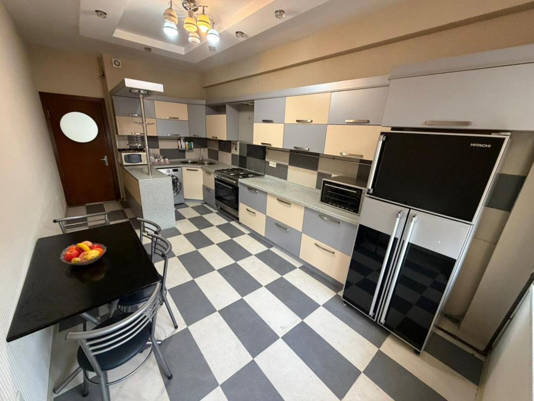 İcarəyə verilir 3 otaqlı yeni tikili 140 m² — Mənzil, Bakı (8)