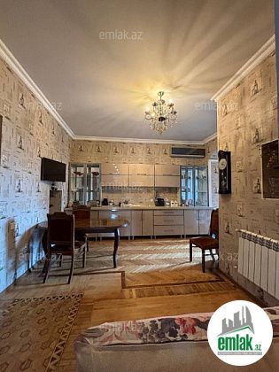 Satılır 4 otaqlı 120 m² köhnə tikili 28 May m — Mənzil (9)