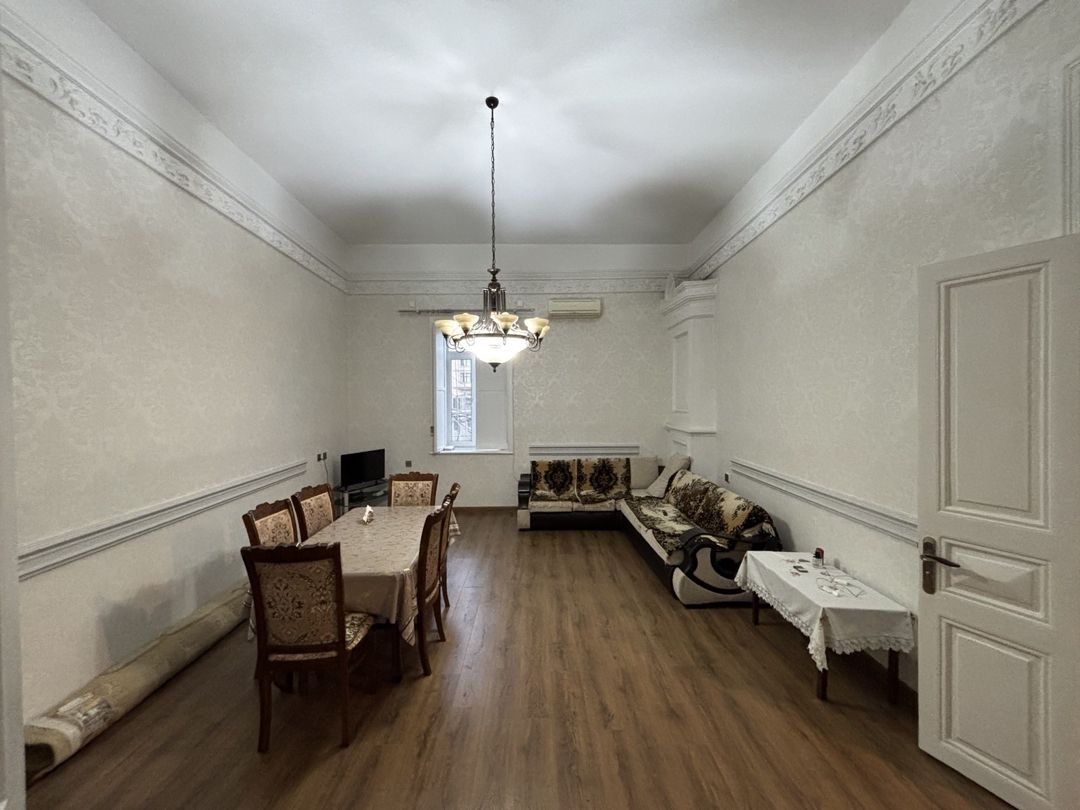 Satılır 3 otaqlı köhnə tikili 118 m² — Mənzil, Bakı (7)
