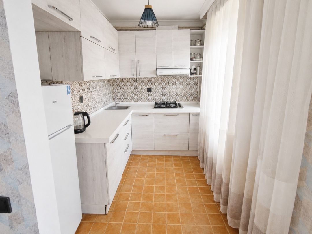 İcarəyə verilir 2 otaqlı köhnə tikili 50 m² — Mənzil, Bakı (4)