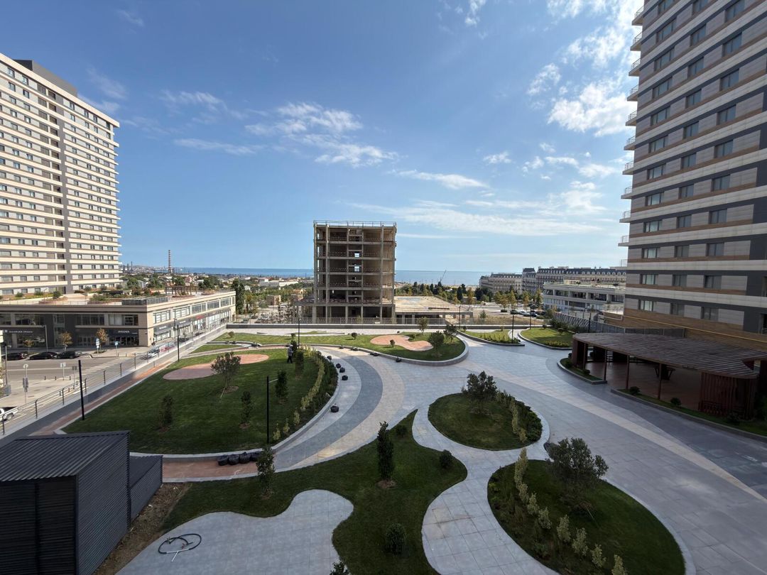 Satılır 4 otaqlı yeni tikili 194 m² — Mənzil, Bakı (2)