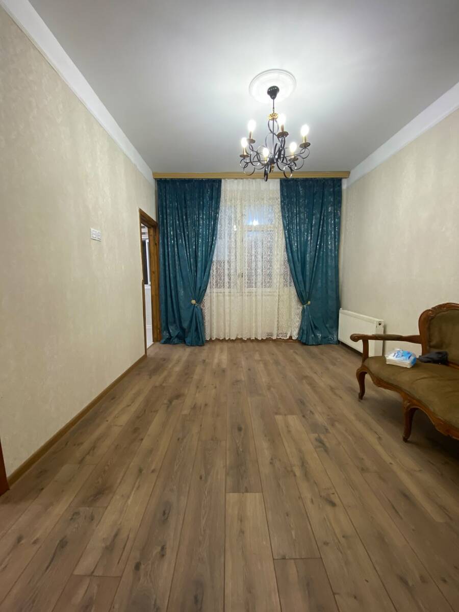 Satılır 2 otaqlı köhnə tikili 55 m² — Mənzil, Bakı (8)
