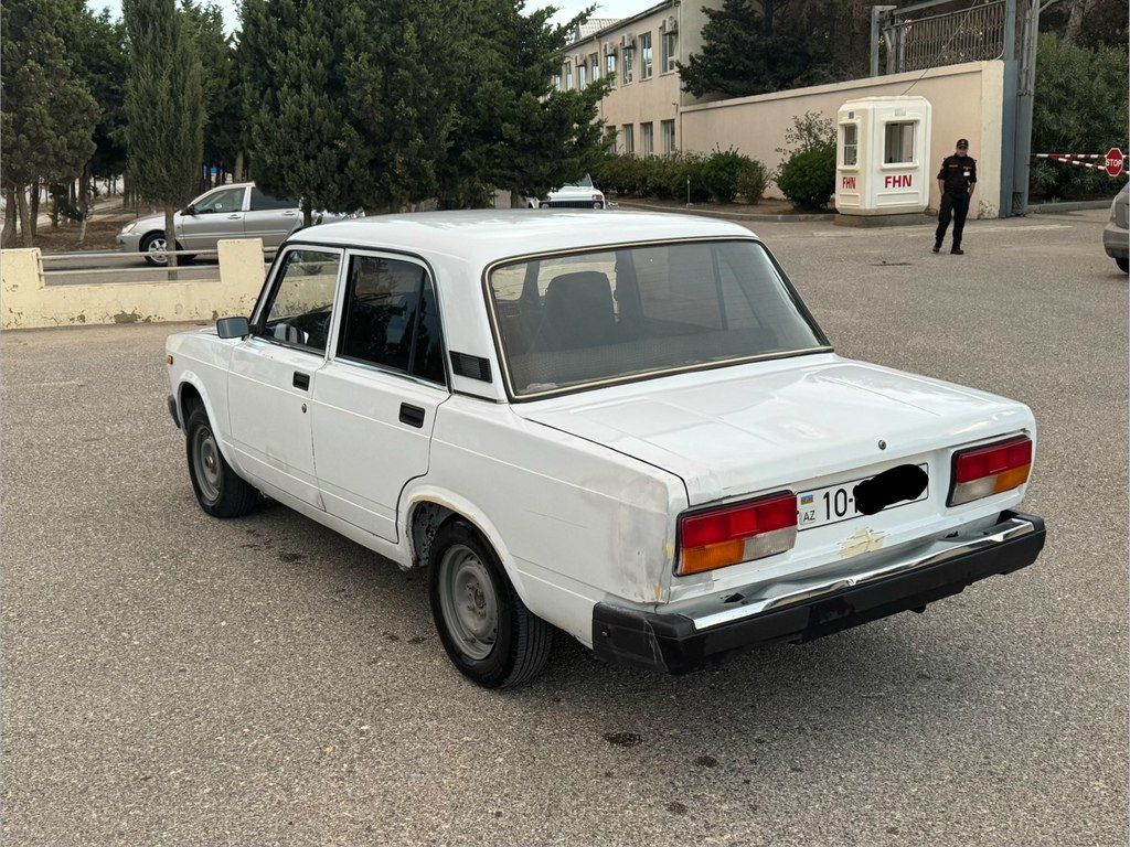 Lada (VAZ) 2107, 1.5 L, 2004 il, 25 200 km 99-OU-533 — Avtomobillər, Sumqayıt (7)