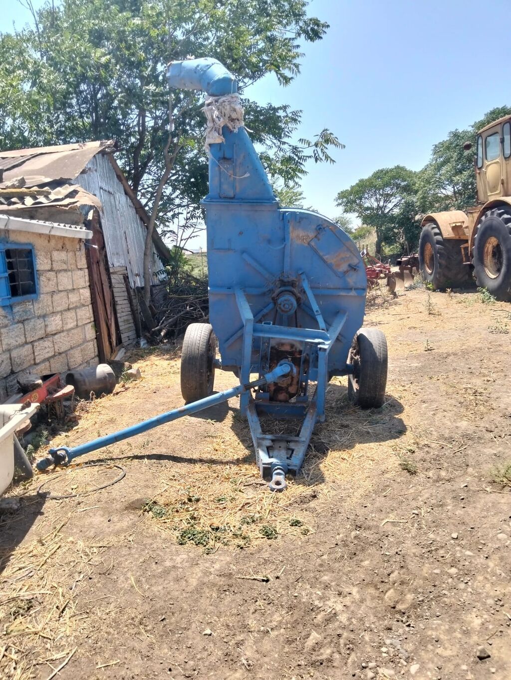 Kənd təsərrüfatı üçün qoşqu tipli saman/ot üfürən–doğrayıcı (blouyer) — Kənd təsərrüfatı avadanlığı, Cəlilabad (2)