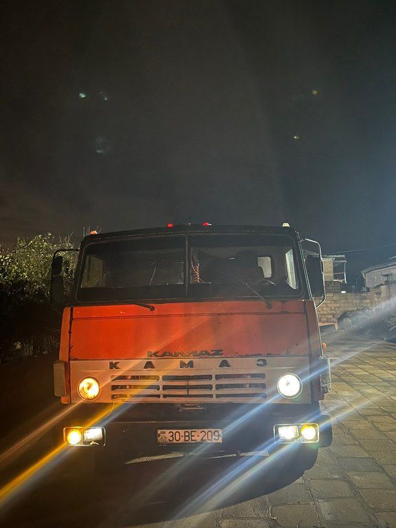 KamAz 55111, 11 L, 1989 il, 2 000 000 km 30-BE-209 — Yük maşınları, Bakı (12)