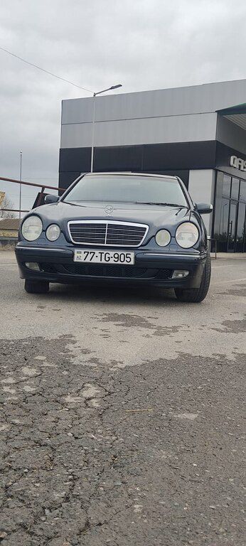 Mercedes E 240, 2.4 L, 1999 il, 480 000 km — Şirvan