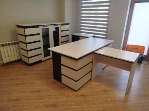Ofis mebeli — Bakı