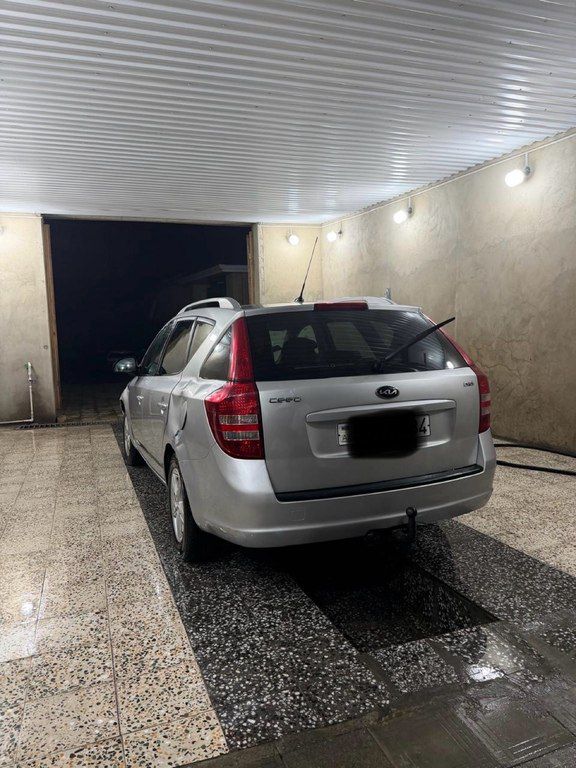 Kia Ceed SW, 1.6 L, 2008 il, 295 000 km — Avtomobillər, Bakı (2)