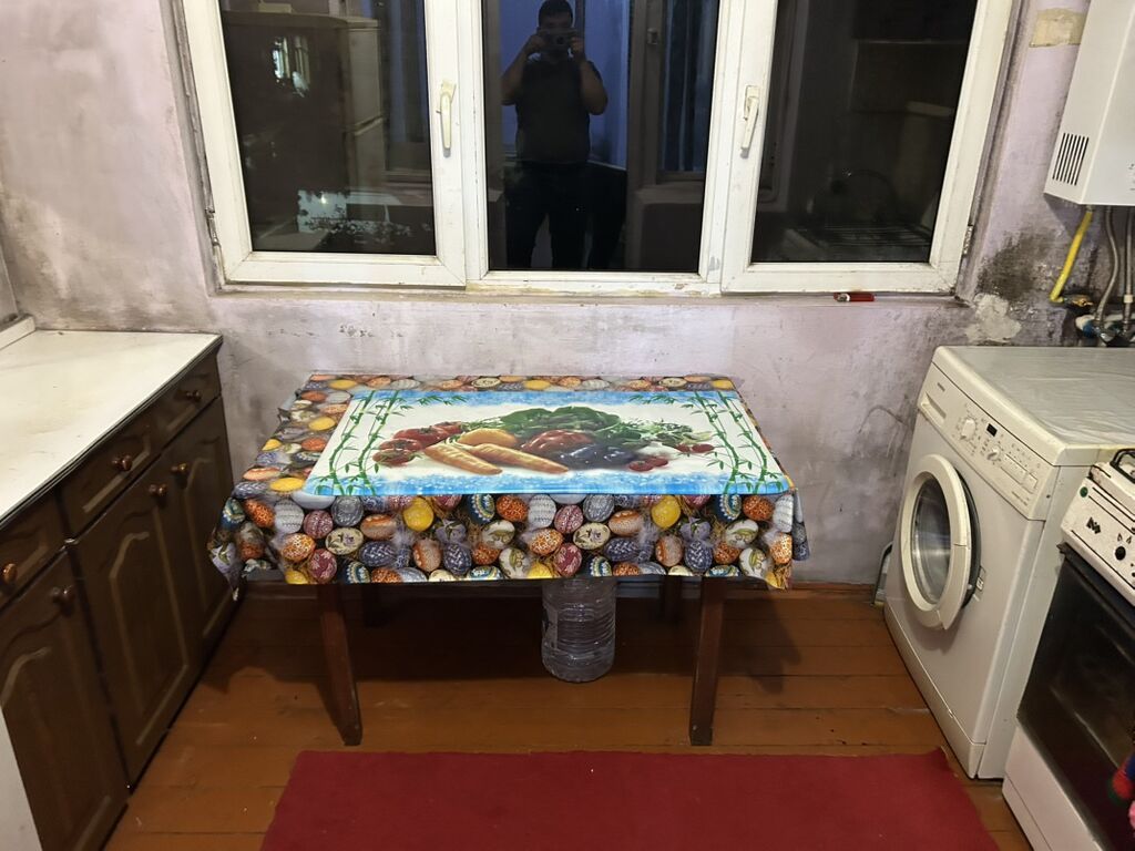 Rüstəmov 36. Metroya 4-5 dəqiqə piyada məsafədədir. 1 in 2 yə — Mənzil, Bakı (9)