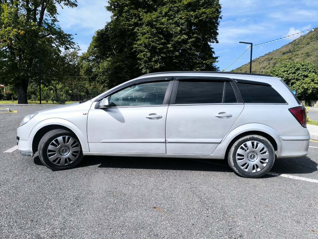 Opel Astra, 1.3 L, 2005 il, 270 000 km 77-NC-935 — Avtomobillər, Qax (6)