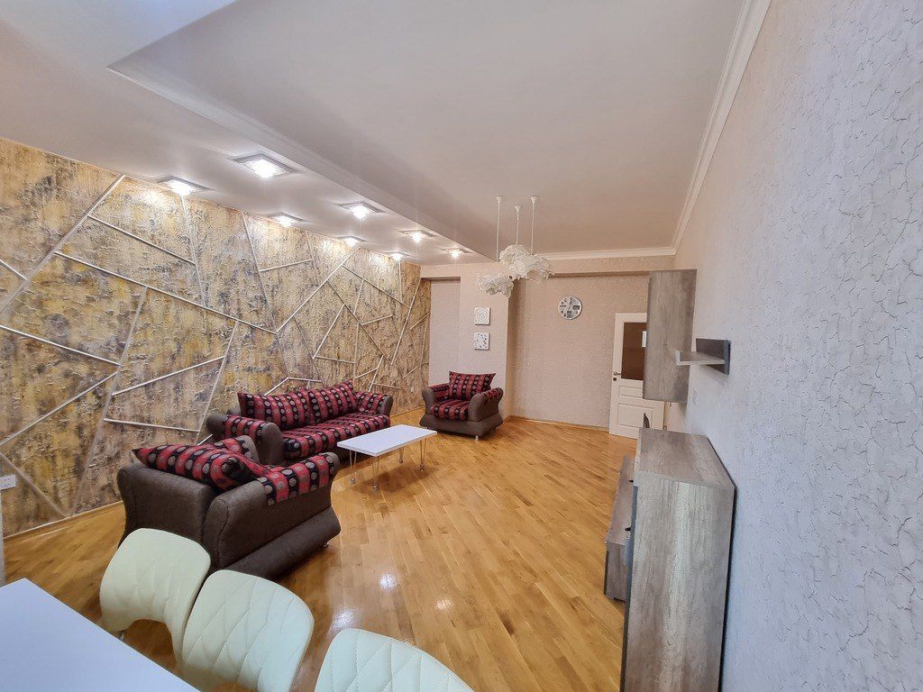 Satılır 3 otaqlı yeni tikili 133 m² — Mənzil, Bakı (2)