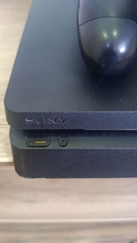Sony PlayStation 4 Pro (PS4 Pro) oyun konsolu + 2 ədəd DualShock 4 — Bakı