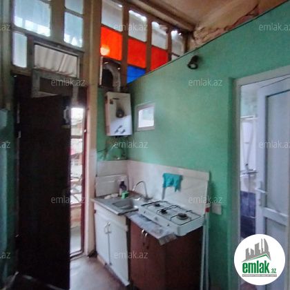 İcarəyə verilir 1 otaqlı 50 m² köhnə tikili 28 May m — Mənzil (3)