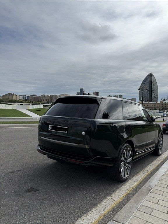 Land Rover Range Rover, 4.4 L, 2024 il, 15 000 km — Avtomobillər, Bakı (5)