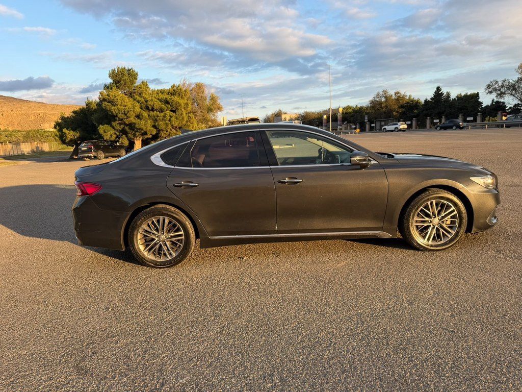 Hyundai Grandeur, 2.2 L, 2017 il, 252 000 km 77-UJ-746 — Avtomobillər, Bakı (11)