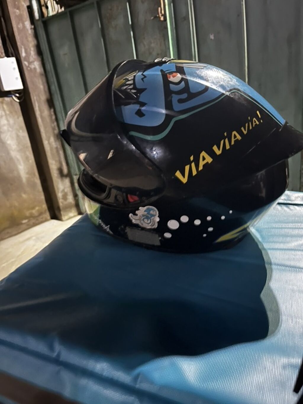 Moto kaskasi satilir 60 manata almiwtim bu vezyete satilir 50 — Motosiklet geyimi, Digah (2)