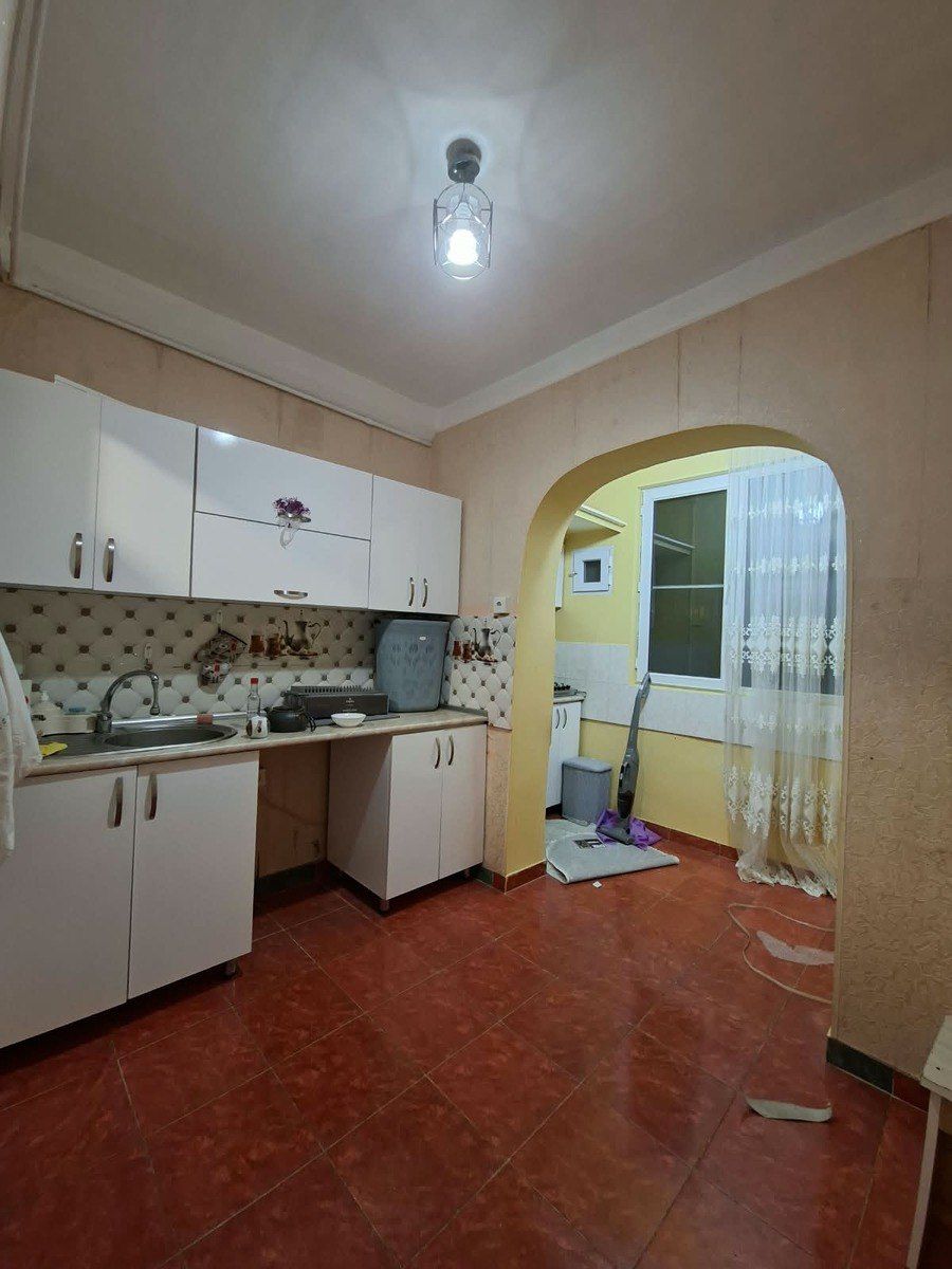 İcarəyə verilir 2 otaqlı köhnə tikili 74 m² — Mənzil, Bakı (4)