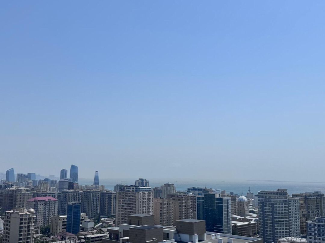 Satılır 3 otaqlı yeni tikili 180 m² — Mənzil, Bakı