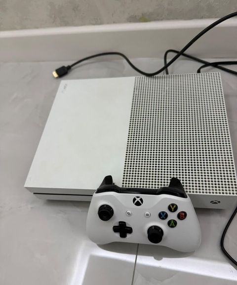 Xbox one s yoxlamağı şəraiti olan yoxlayıb ala bilər Çox əlavə — Digah