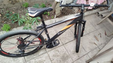 BMX GTR dağ velosipedi - Çərçivə: yüngül alaşımlı, rəng: qara-narıncı — Bakı