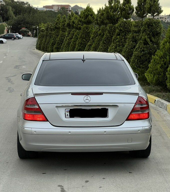 Mercedes E 240, 2.6 L, 2003 il, 256 000 km — Avtomobillər, Bakı (11)