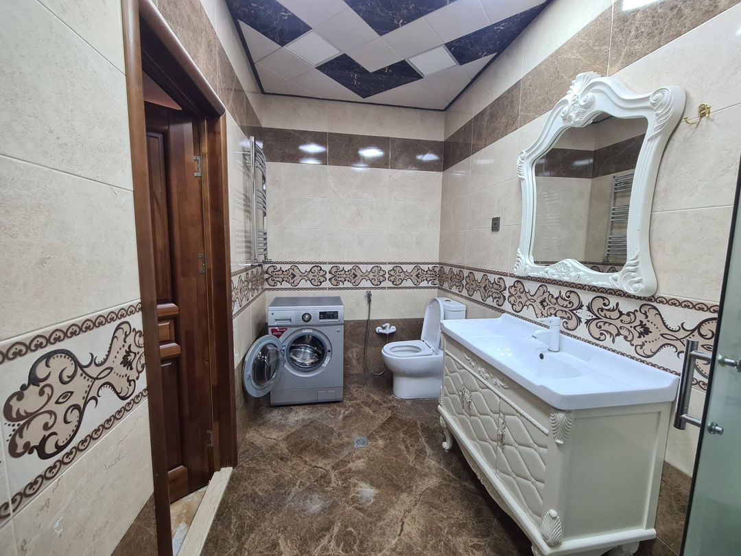 İcarəyə verilir 3 otaqlı yeni tikili 155 m² — Mənzil, Bakı (8)