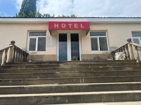 Satılır obyekt 338.4 m² — Yardımlı