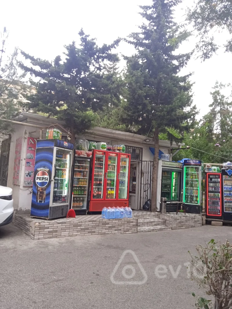 Obyekt, 30 m², Həsən Əliyev küçəsi — Rəqsanə Xanim