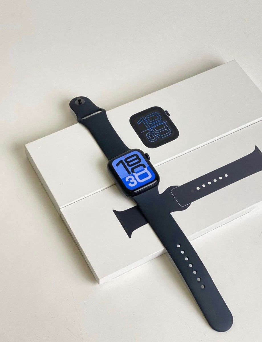 Apple Watch SE 3 Aluminum Midnight 40mm — Ağıllı saatlar və biləkliklər, Bakı