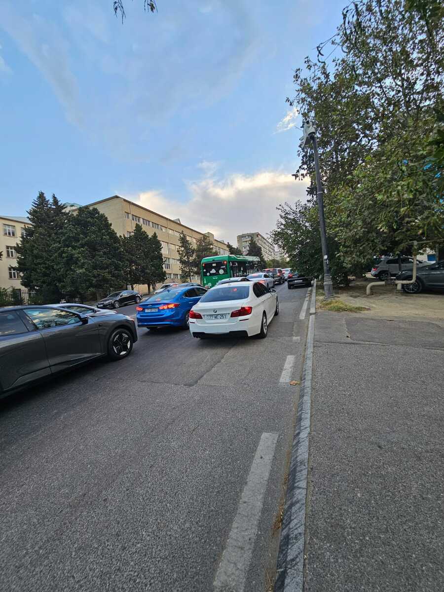 Satılır 2 otaqlı köhnə tikili 50 m² — Mənzil, Bakı (2)