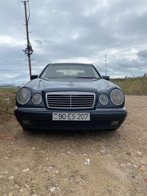 Mercedes E 230, 2.3 L, 1996 il, 500 000 km — Bakı