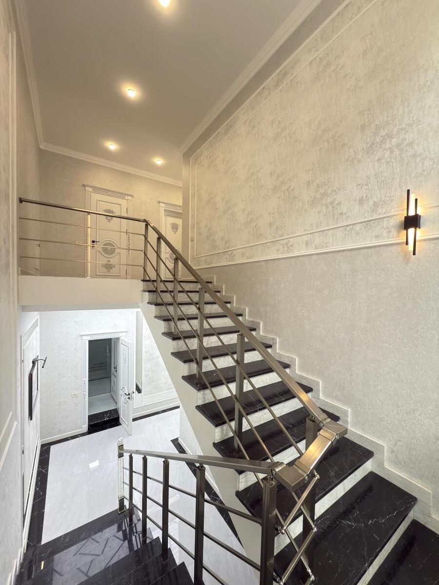 Satılır 4 otaqlı həyət evi/bağ evi 270 m² — Ev, villa, Bakı (12)
