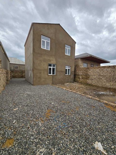 Satılır 3 otaqlı həyət evi/bağ evi 120 m² — Bakı