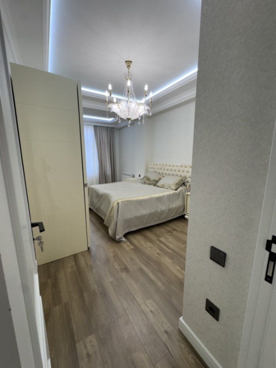 Satılır 4 otaqlı yeni tikili 145 m² — Mənzil, Bakı (7)