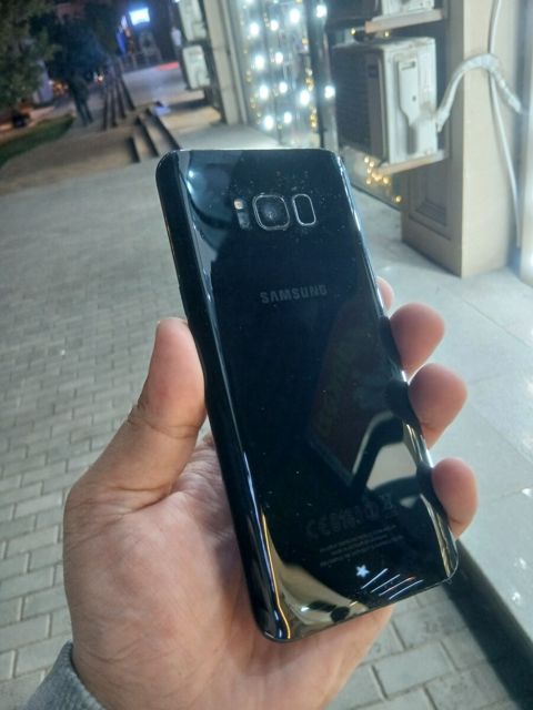 Samsung Galaxy S8+ Midnight Black 64GB/4GB — Bakı