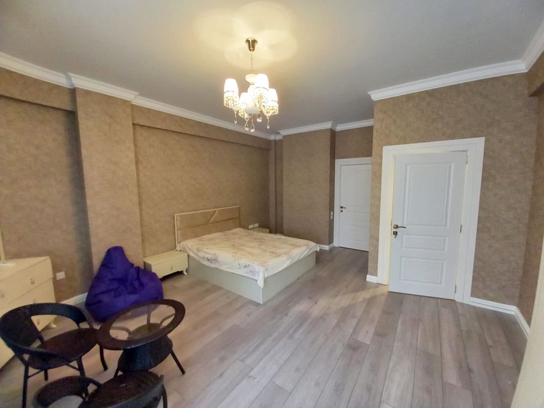 3-otaqlı yeni tikili kirayə verilir, Xətai pr., 176 m² — Mənzil, Bakı (8)