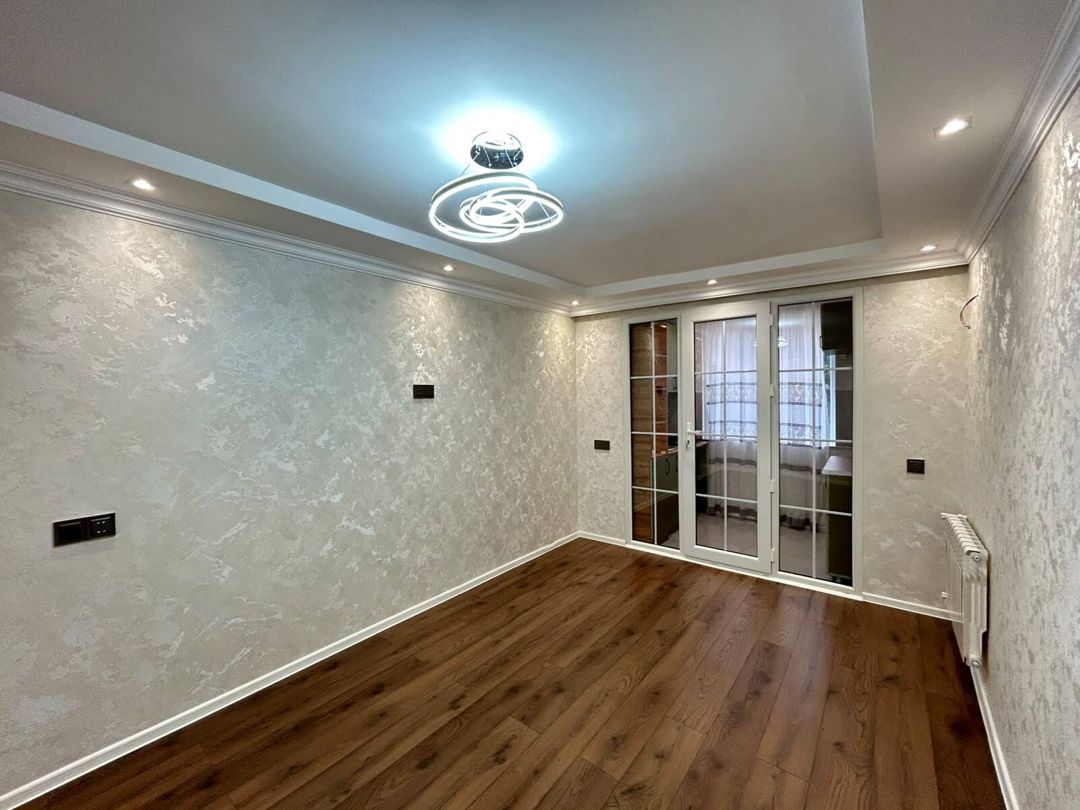 Satılır 2 otaqlı köhnə tikili 42 m² — Mənzil, Bakı (2)