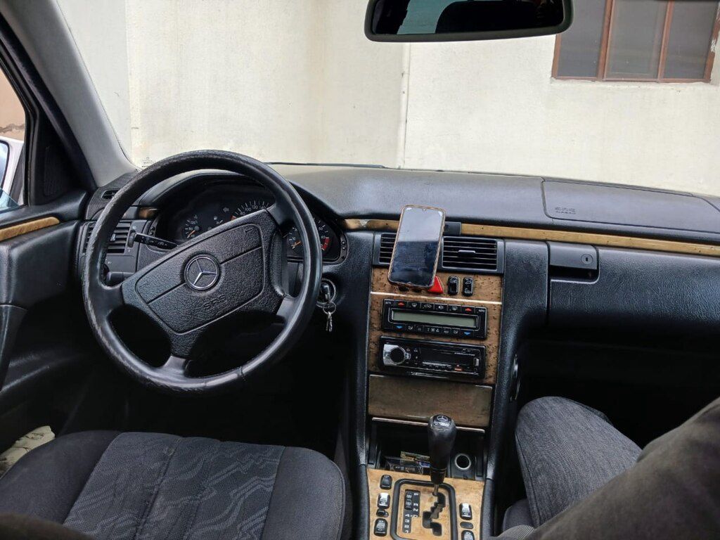 Mercedes E 280, 2.8 L, 1999 il, 457 000 km 99-BU-202 — Avtomobillər, Masallı (7)