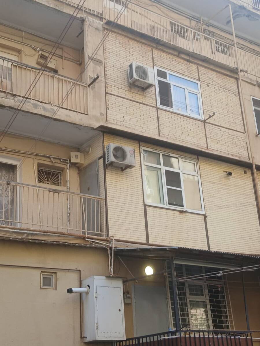 Satılır 2 otaqlı köhnə tikili 42 m² — Mənzil, Bakı (2)