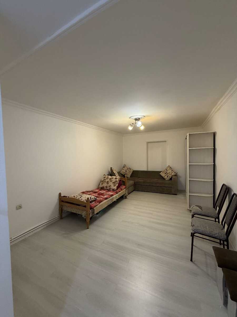 Satılır 1 otaqlı köhnə tikili 40 m² — Mənzil, Bakı (10)