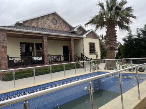 Satılır 5 otaqlı həyət evi/bağ evi 200 m² — Bakı