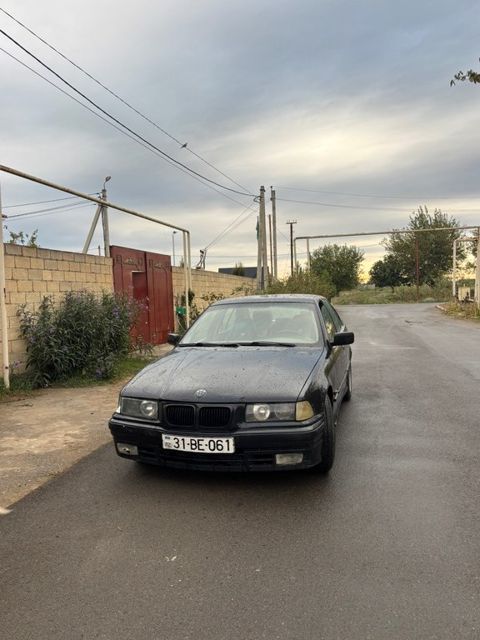 BMW 320, 2.0 L, 1993 il, 550 000 km — Salyan