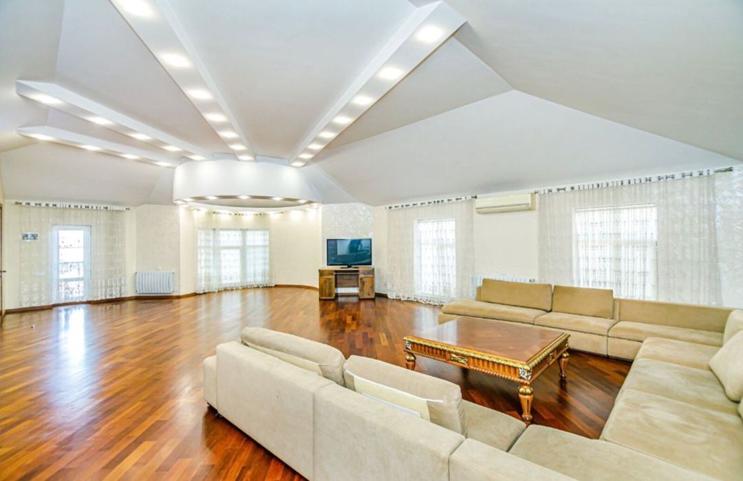 Satılır 7 otaqlı həyət evi/bağ evi 8 m² — Ev, villa, Bakı (4)