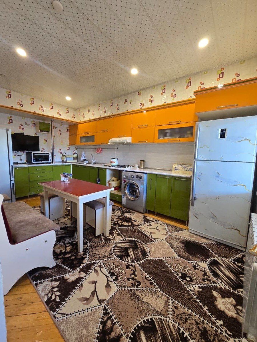 Satılır 4 otaqlı həyət evi/bağ evi 130 m² — Ev, villa, Bakı (8)