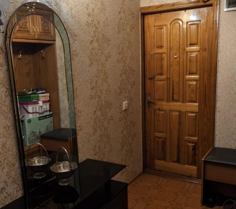 Satılır 3 otaqlı köhnə tikili 90 m² — Bakı
