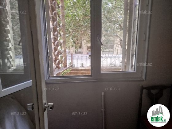 Satılır 4 otaqlı 100 m² köhnə tikili Elmlər Akademiyası m — Mənzil (11)