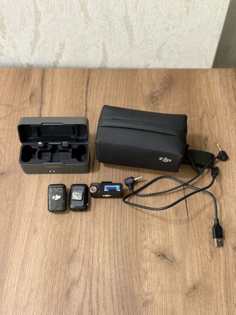 İşlənmiş Simsiz (Bluetooth) Mikrofon Ünvandan götürmə — Bakı