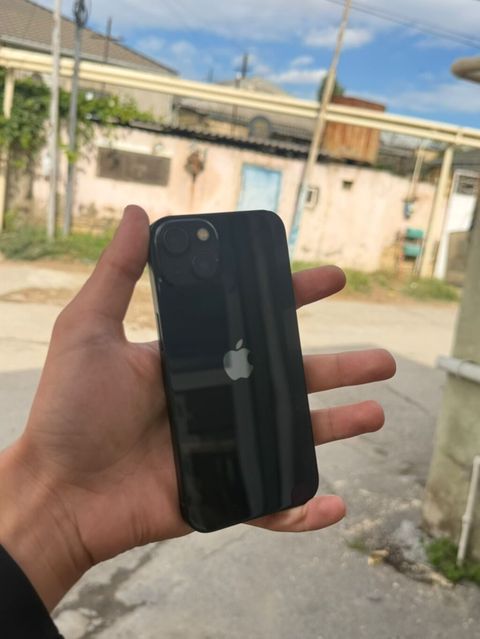 IPhone 13, Qara — Mehdiabad