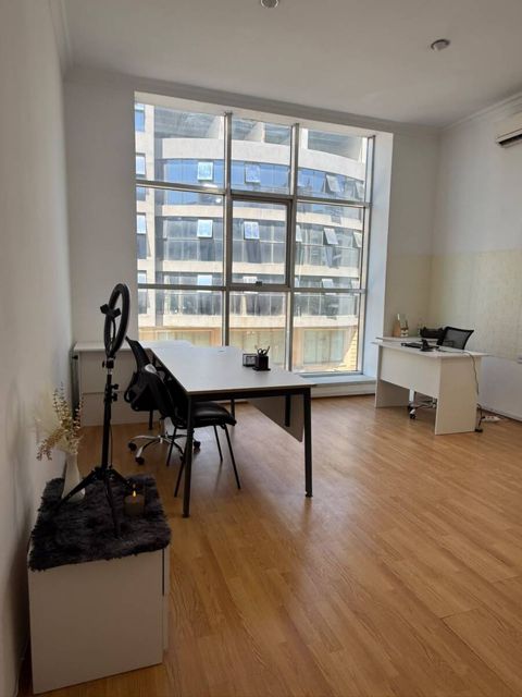 İcarəyə verilir 1 otaqlı ofis 25 m² — Bakı